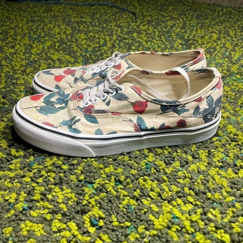 White vans low (beige with roses)​​​​​​​​​